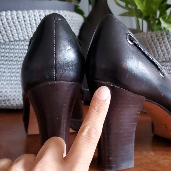 Adorable Cole Haan pumps - Picture 4 of 7